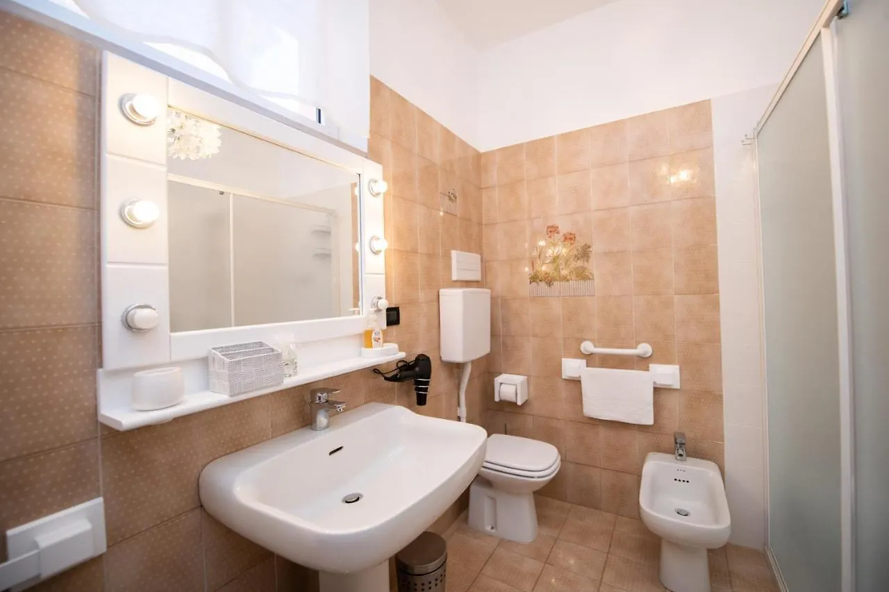 Apartment Il Cortiletto - Appartamento Anna Manerba del Garda